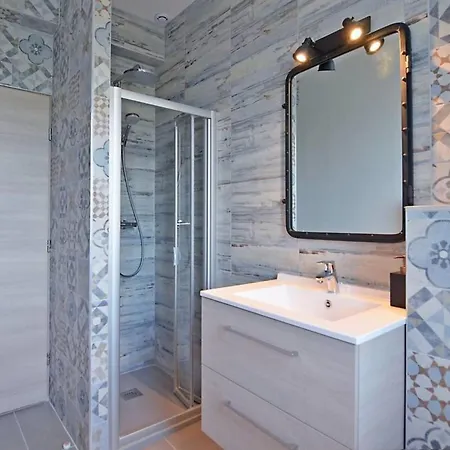 Luis Mariano Triplex * Биарриц